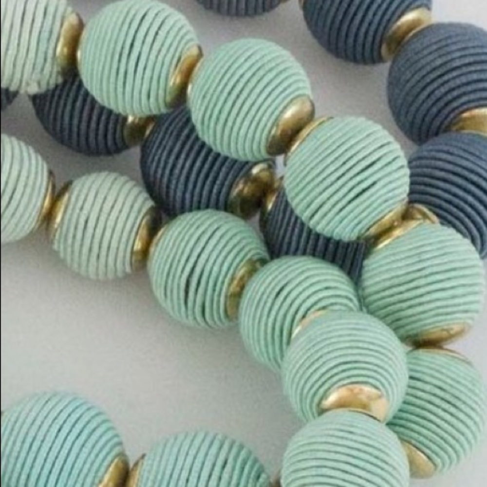 Necklace hand spun silk with semi precious stones - Picture 4 of 4